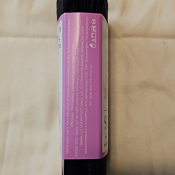 ASSETS by SPANX - High Waist Shaping Tights - Size 4 - Picture 4 of 4